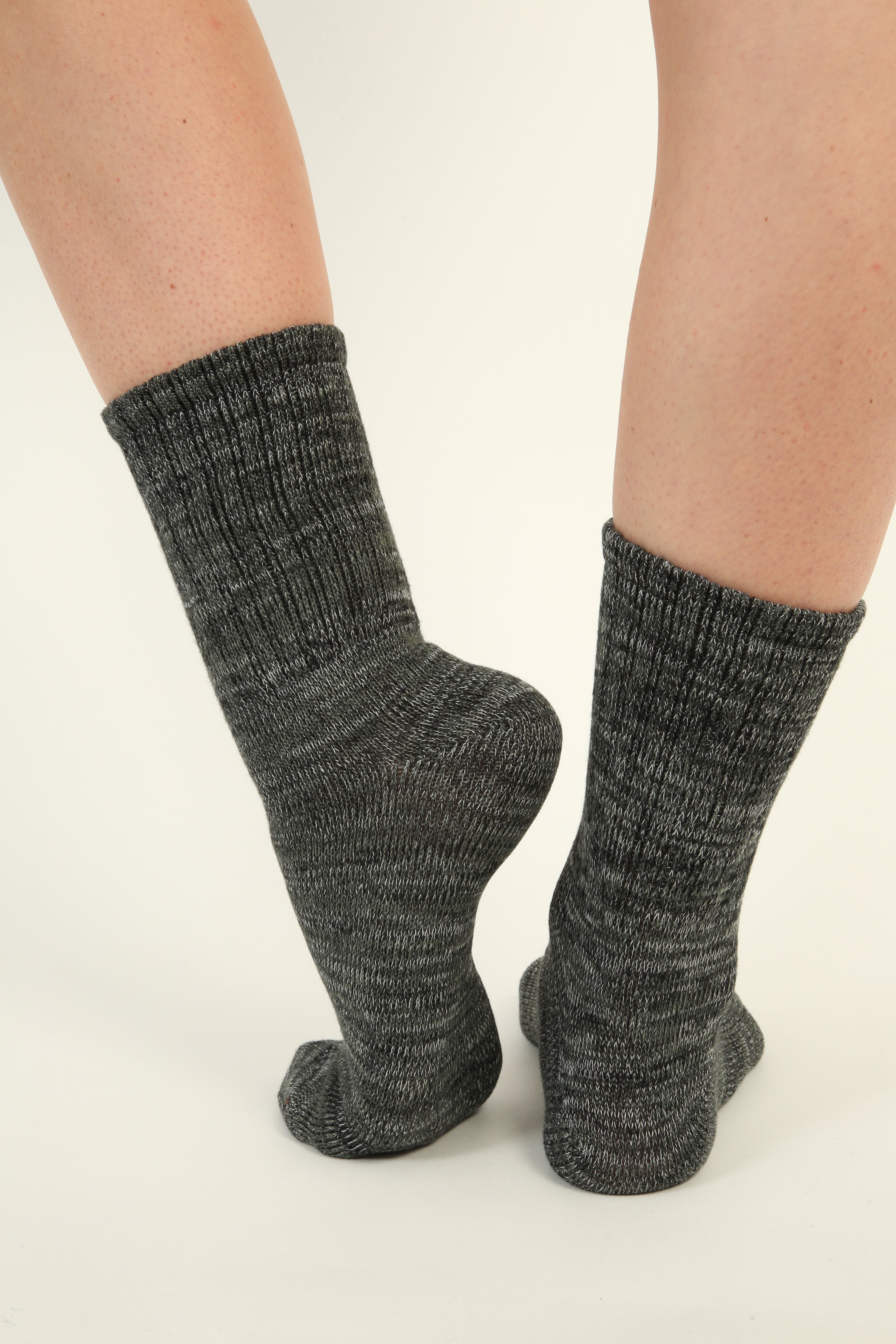 Thicker Seamless Bamboo Socks - 4 pairs