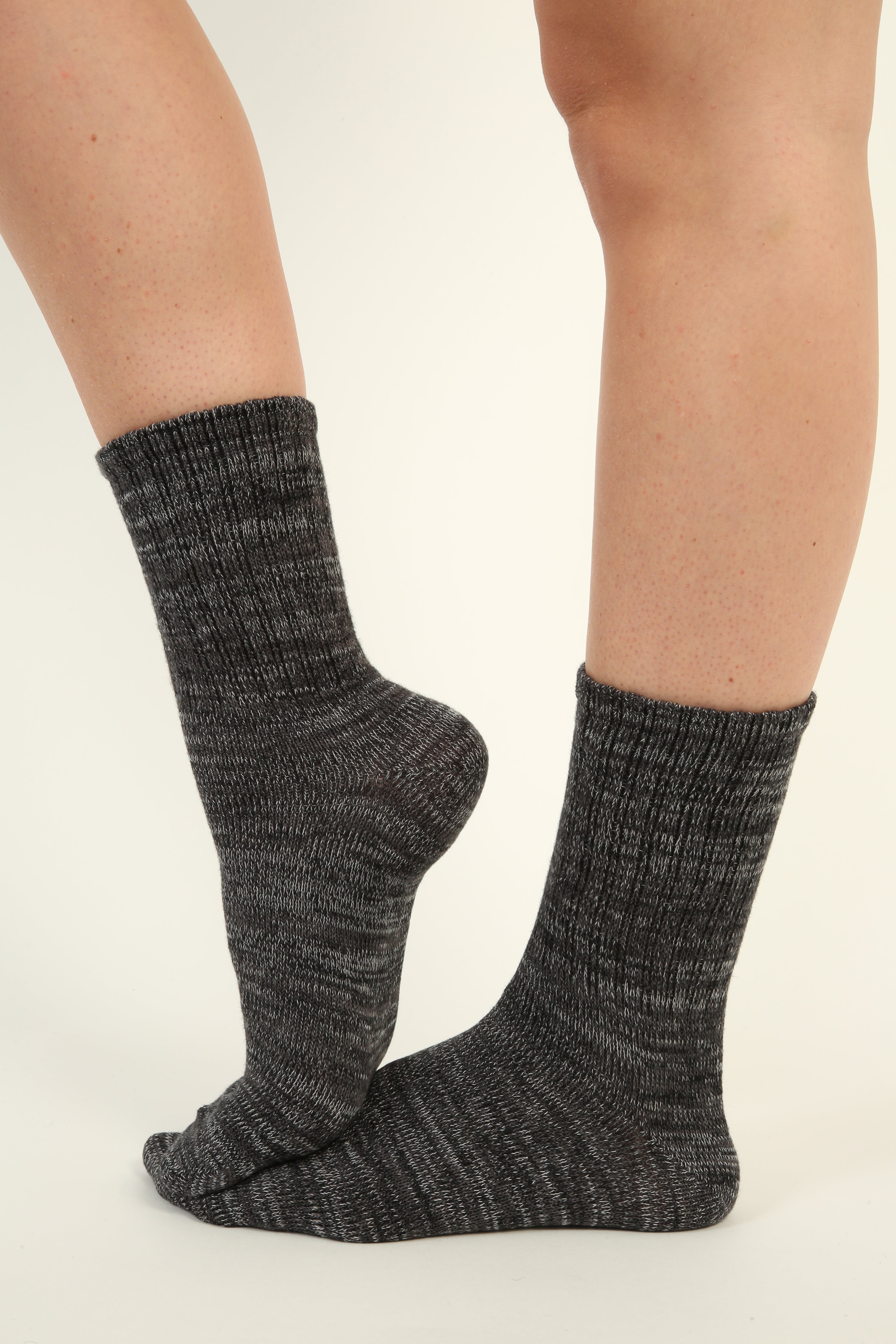 Thicker Seamless Bamboo Socks - 4 pairs