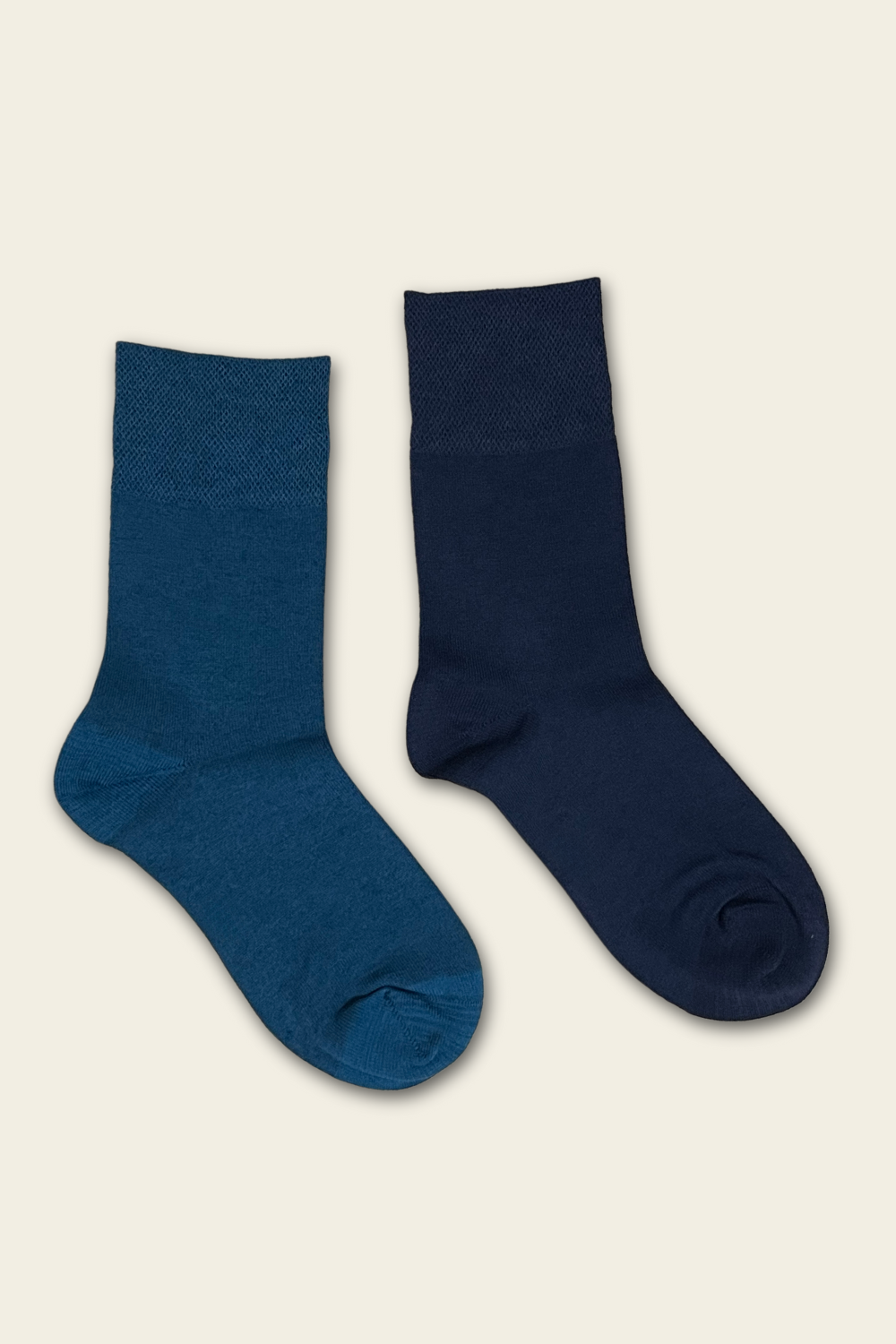 Seamless Bamboo and Wool Socks - dark blue and blue - 4 pairs